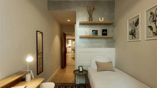 Rooms in Barcelona Ciutat Vella - photo 2
