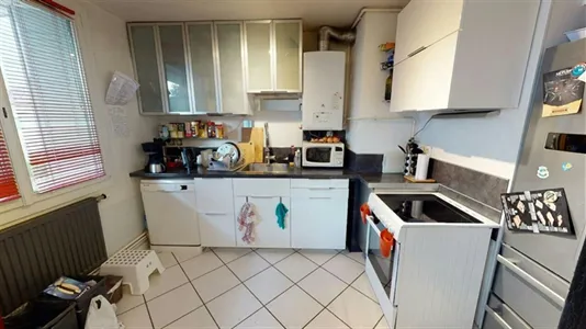 Rooms in Grenoble - photo 6