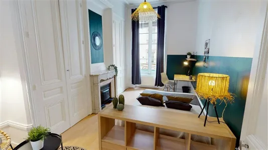 Rooms in Lyon - photo 3
