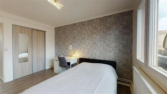 Rooms in Lyon - photo 2