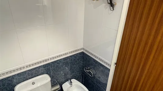 Rooms in Barcelona Eixample - photo 10