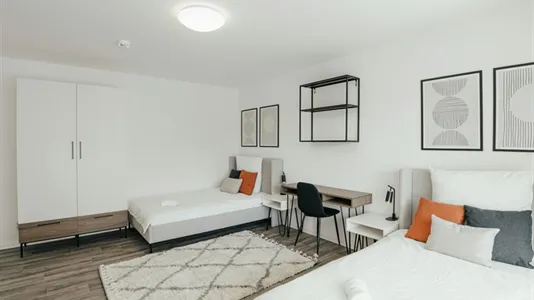 Apartments in Berlin Charlottenburg-Wilmersdorf - photo 2