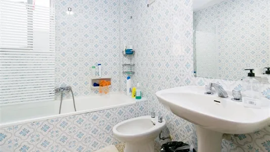 Rooms in Granada - photo 5