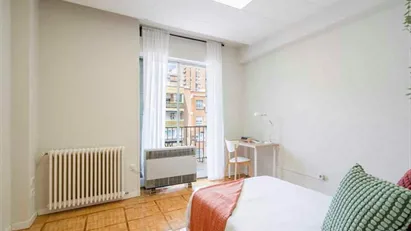 Room for rent in Madrid Chamartín, Madrid