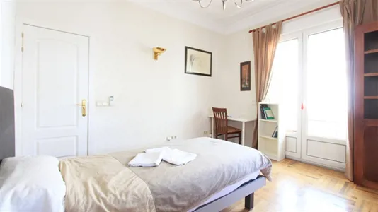 Rooms in Madrid Moncloa-Aravaca - photo 3