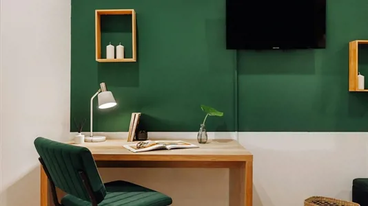 Rooms in Barcelona Eixample - photo 3