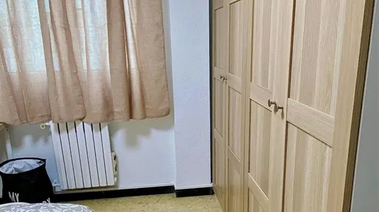 Rooms in Zaragoza - photo 2