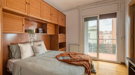 Rooms in Barcelona Eixample - photo 1