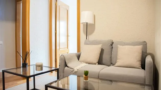 Rooms in Barcelona Eixample - photo 6