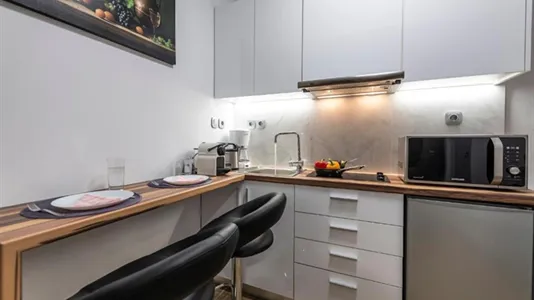 Apartments in Location is not specified - photo 8