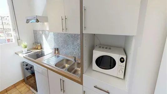 Rooms in Lyon - photo 8