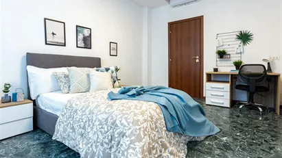 Apartment for rent in Milano Zona 6 - Barona, Lorenteggio, Milan