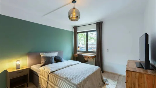 Rooms in Frankfurt Innenstadt III - photo 2