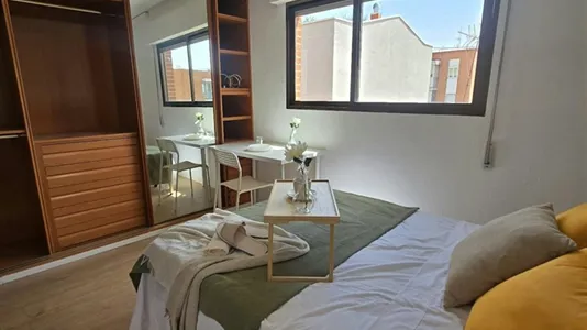 Apartments in Los Berrocales - photo 5