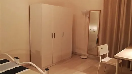 Rooms in Roma Municipio II – Parioli/Nomentano - photo 5