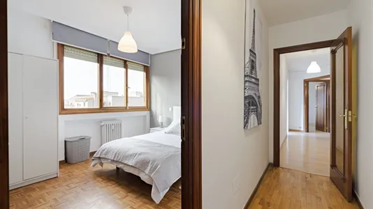 Rooms in Guadalajara - photo 7