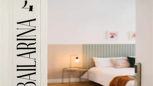 Rooms in Madrid Centro - photo 8