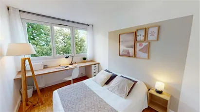 Room for rent in Nanterre, Île-de-France