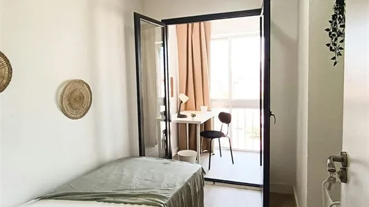 Rooms in Tarragona - photo 1
