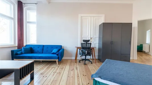 Rooms in Berlin Mitte - photo 3