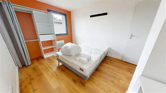 Rooms in Lyon - photo 3
