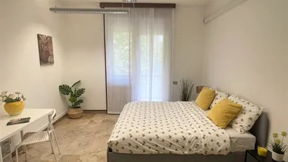 Room for rent in Milano Zona 1 - Centro storico, Milan