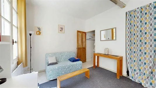 Apartments in Avignon - photo 3