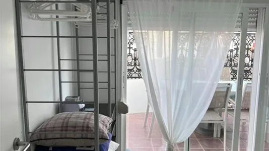 Rooms in Valencia Ciutat Vella - photo 3