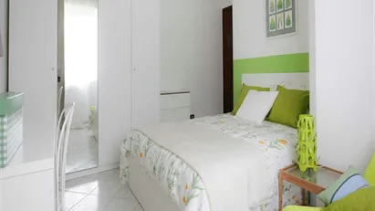 Room for rent in Milano Zona 5 - Vigentino, Chiaravalle, Gratosoglio, Milan