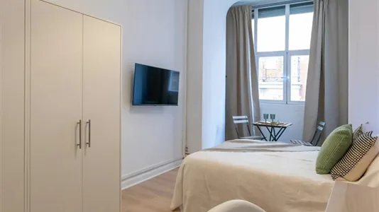 Rooms in Madrid Hortaleza - photo 2