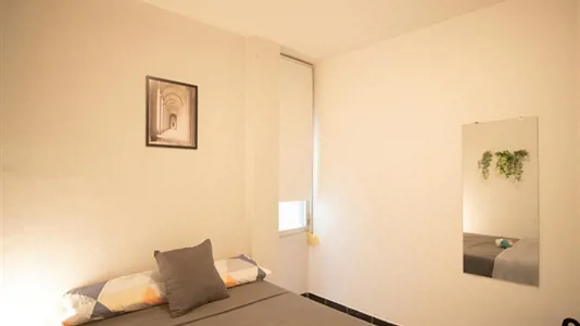 Rooms in Zaragoza - photo 1