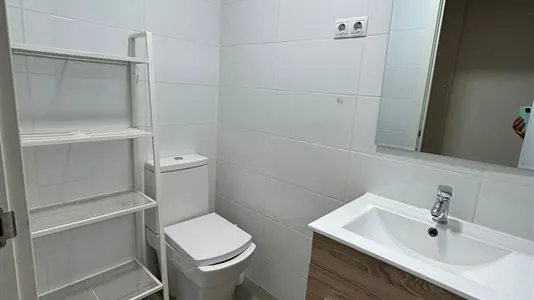 Rooms in Madrid Salamanca - photo 10