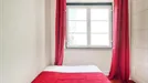Room for rent, Lisbon (region), &lt;span class=&quot;blurred street&quot; onclick=&quot;ProcessAdRequest(13263904)&quot;&gt;&lt;span class=&quot;hint&quot;&gt;See streetname&lt;/span&gt;[xxxxxxxxxxxxx]&lt;/span&gt;