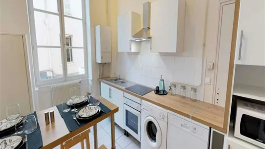 Rooms in Lyon - photo 10