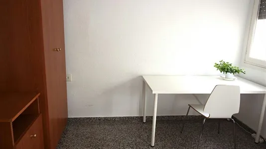 Rooms in Valencia Algirós - photo 2