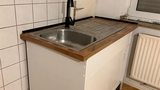 Rooms in Cologne Mülheim - photo 2