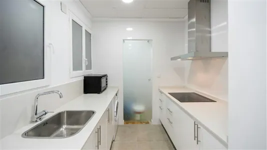Rooms in Valencia Ciutat Vella - photo 6