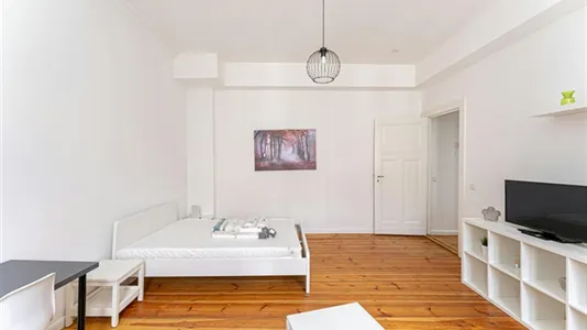 Apartments in Berlin Pankow - photo 4