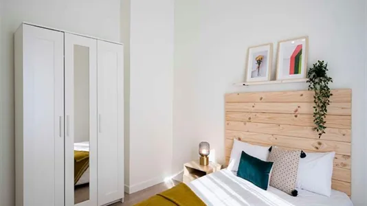 Rooms in Madrid Chamberí - photo 10