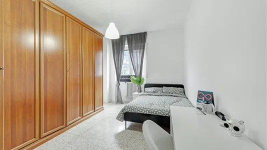 Rooms in Milano Zona 5 - Vigentino, Chiaravalle, Gratosoglio - photo 2