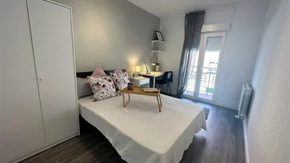 Room for rent in Madrid Puente de Vallecas, Madrid