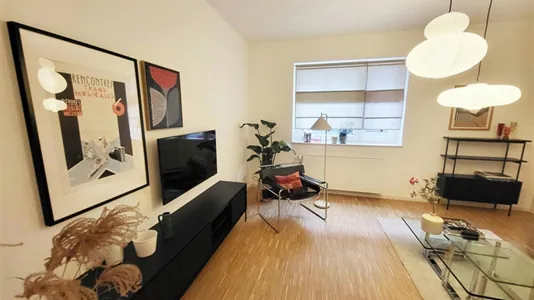 Houses in Essen - photo 1