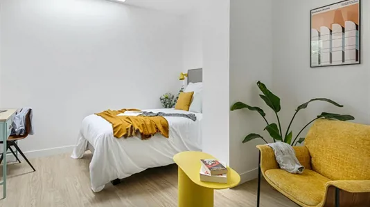 Rooms in Palaiseau - photo 2