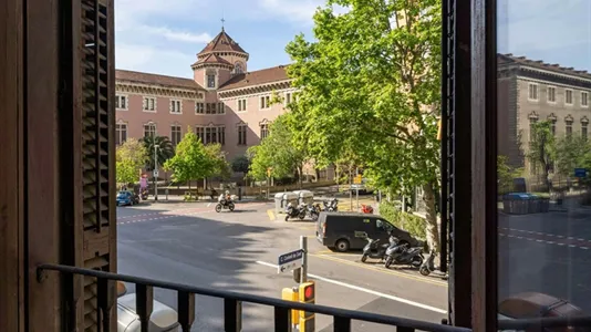 Rooms in Barcelona Eixample - photo 5