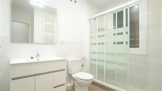 Rooms in Barcelona Eixample - photo 7