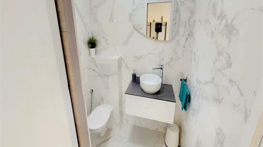 Rooms in Paris 15ème arrondissement - photo 2