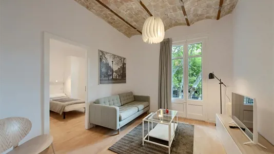 Rooms in Barcelona Eixample - photo 3