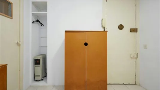 Apartments in Barcelona Ciutat Vella - photo 10