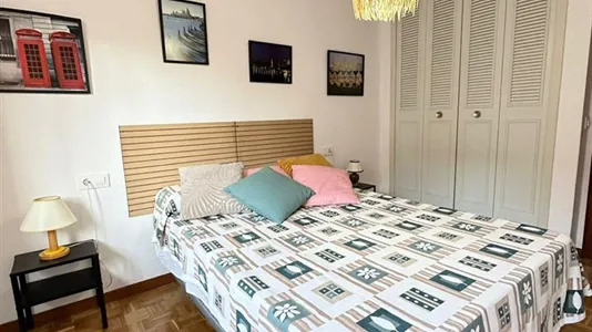 Rooms in Madrid San Blas - photo 2