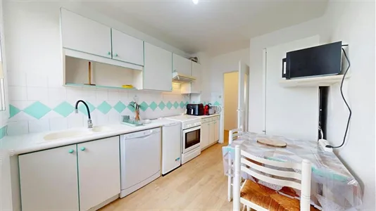 Rooms in Lyon - photo 4